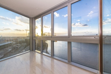 3 bed in the Tower at St George Wharf, spread over 1478sq ft with direct river views